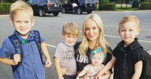 Enfants avec Tyler Johnson, Ricky Hendrick