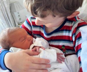 A 5 year age gap: a blessing or a curse?
