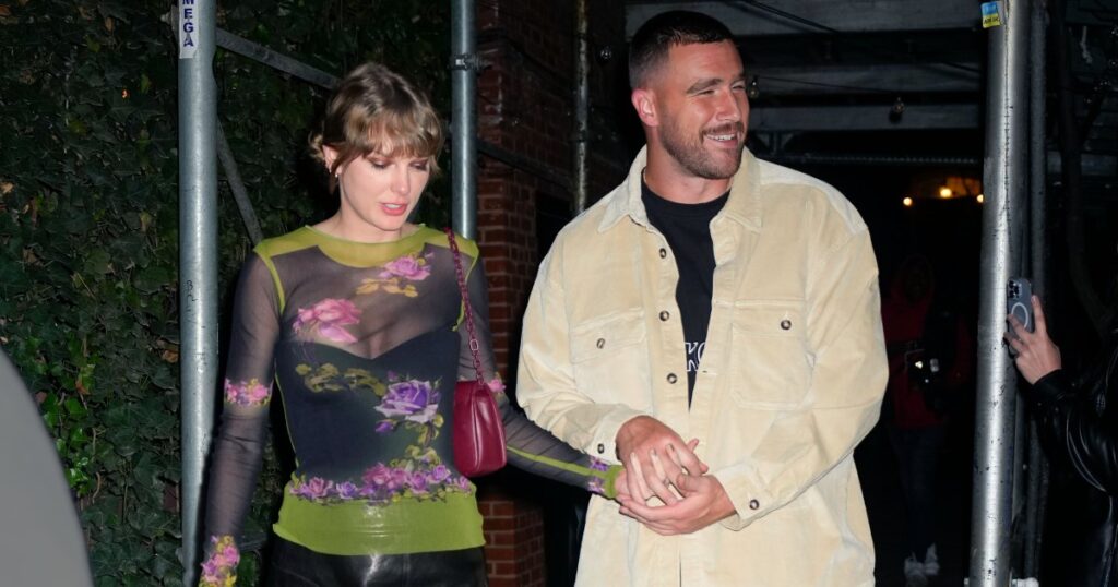 Travis Kelce à propos de sa connaissance de Taylor Swift : « époustouflant »