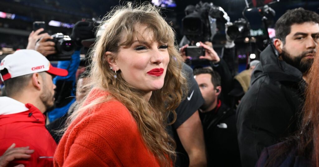 Taylor Swift dit apparemment à la caméra de la NFL de « Partez, s'il vous plaît »