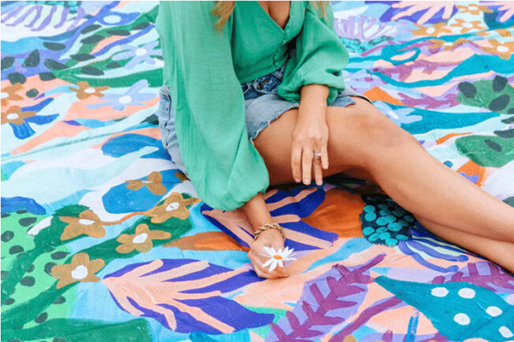 13 couvertures de pique-nique populaires que les mamans utilisent