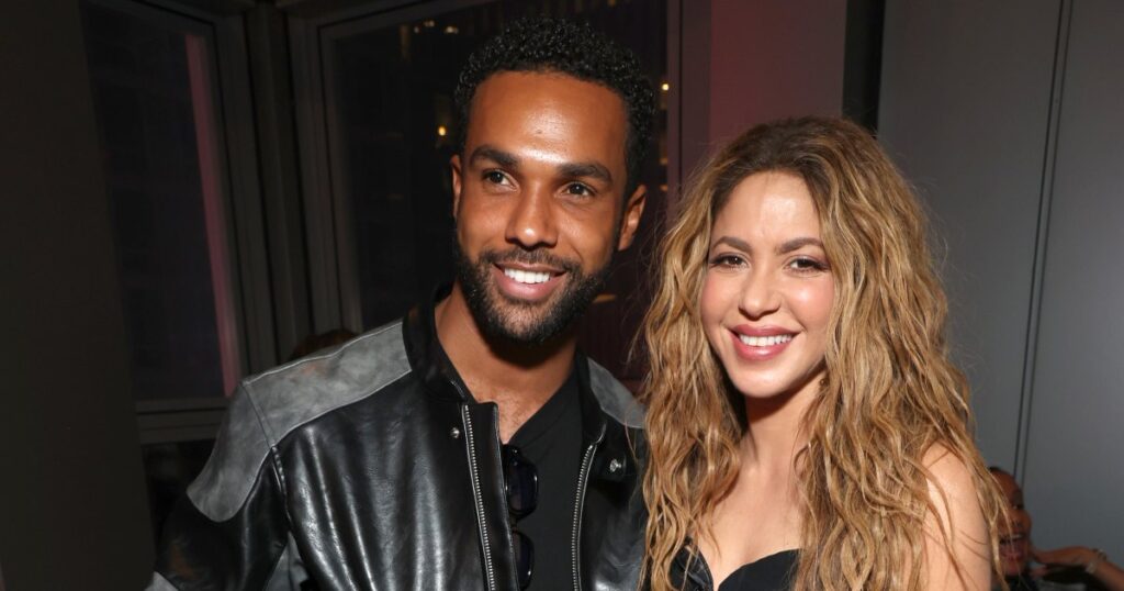 Qui est Lucien Laviscount ? Rencontrez le petit-ami présumé de Shakira