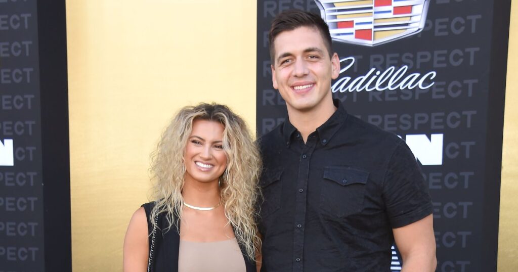 Rencontrez le mari de Tori Kelly, Andre Murillo : carrière, famille