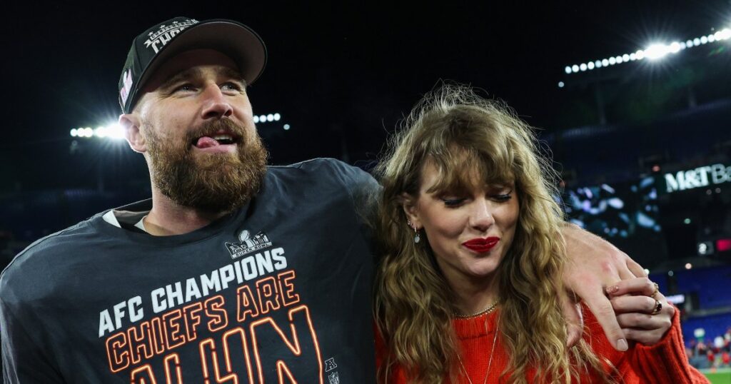 Travis Kelce et Taylor Swift au gala de charité de Patrick Mahomes