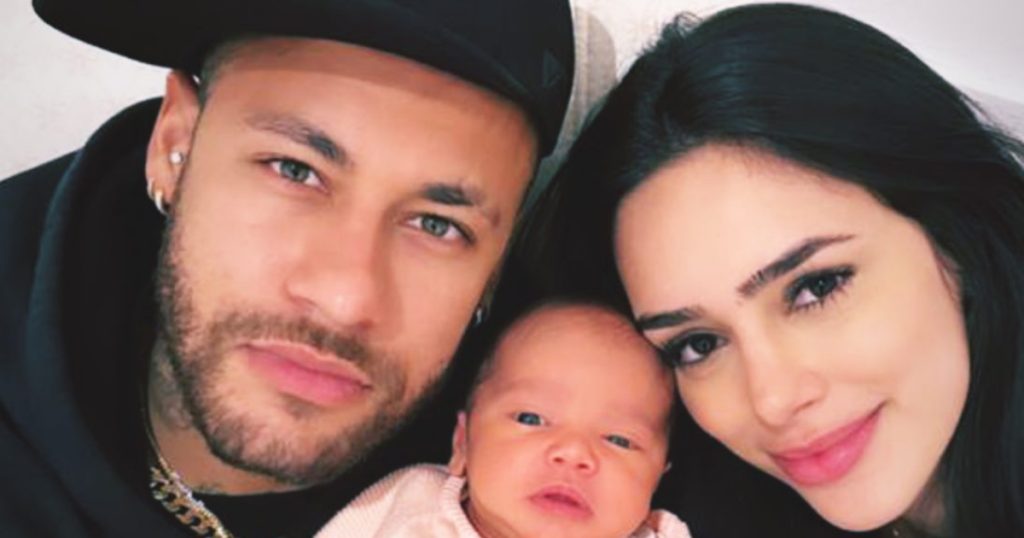 Ensemble! Neymar et Bruna Biancardi assistent à un événement et cette apparition ravive les rumeurs de réconciliation. Voir les enregistrements