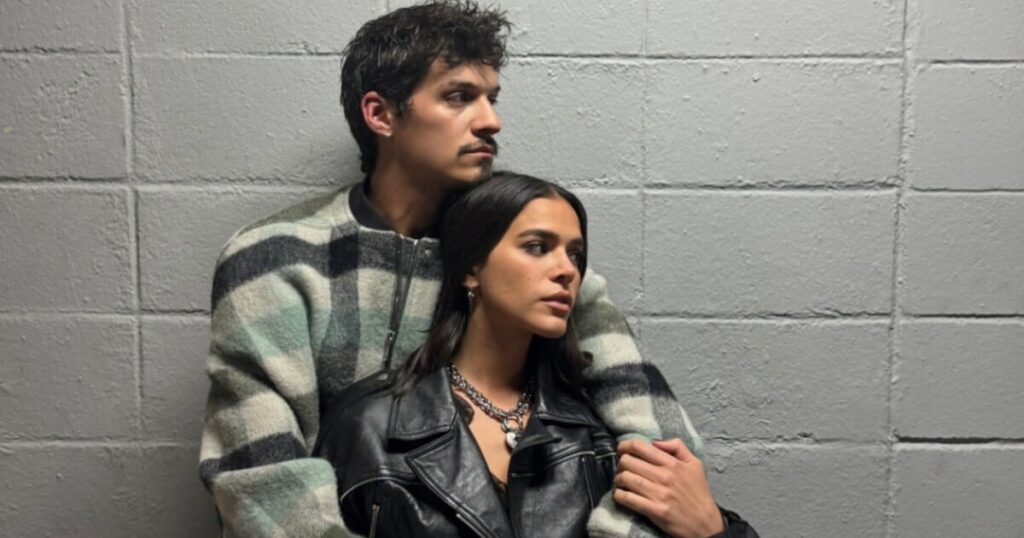 Et João Guilherme ? Bruna Marquezine apparaît en train d'embrasser Omar Apollo dans une ambiance intimiste et choque la toile : "Elle n'aimait pas le t-shirt bébé"