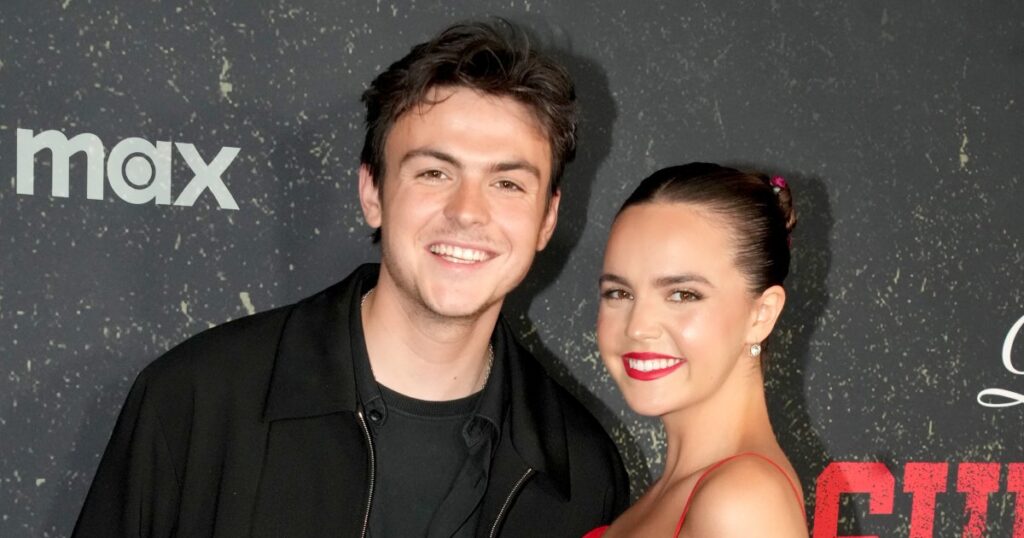 Qui est le petit ami de la star de Pretty Little Liars, Bailee Madison ?