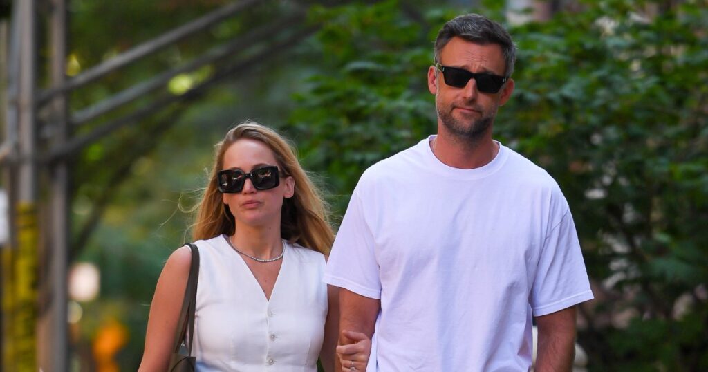 Jennifer Lawrence donne la priorité au mariage avec Cooke Maroney