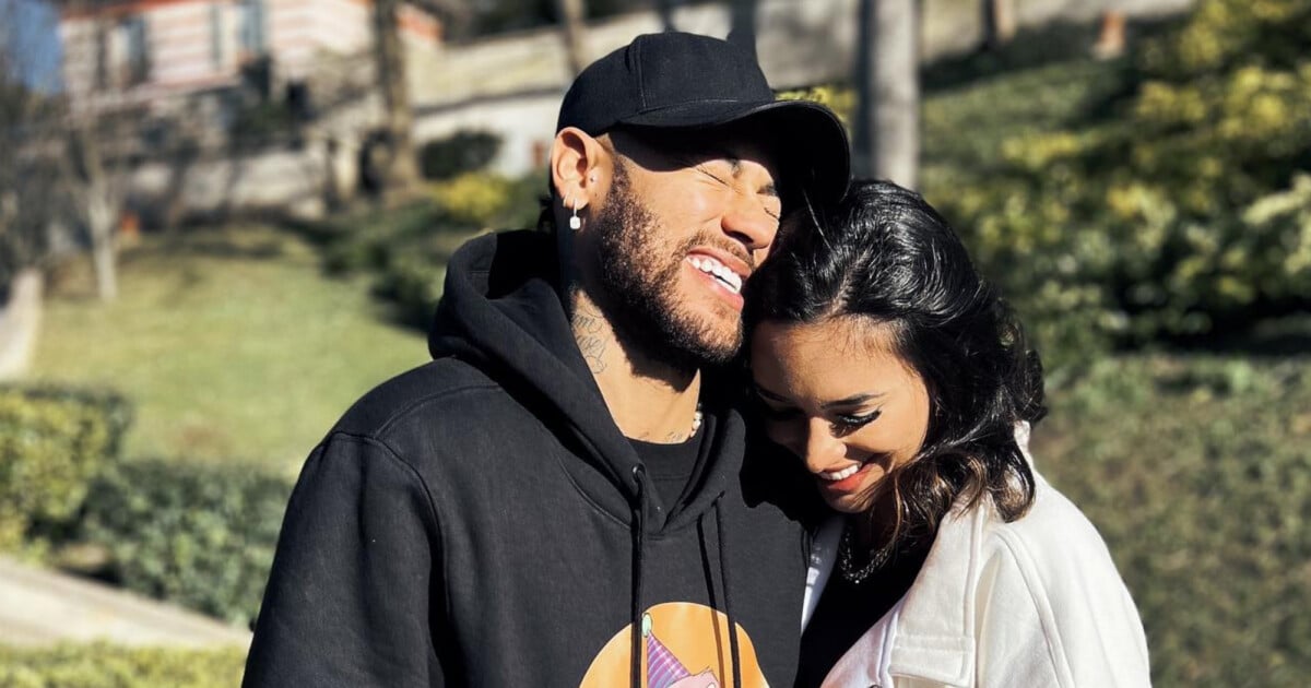Neymar et Bruna Biancardi dînent ensemble après que le joueur ait rendu visite à sa nouvelle fille, fruit de sa relation avec Amanda Kimberly.  Aux détails !