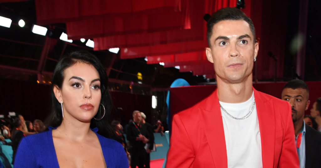 Après que Cristiano Ronaldo ait soulevé des soupçons sur son mariage avec Georgina, un accord de séparation d'un million de dollars a été divulgué. Aux détails !