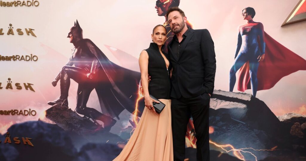 Ben Affleck et Jennifer Lopez « ne parlent que par l'intermédiaire d'avocats »