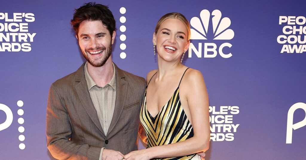 Comment Chase Stokes et Kelsea Ballerini se sont-ils rencontrés ? À l'intérieur de la relation