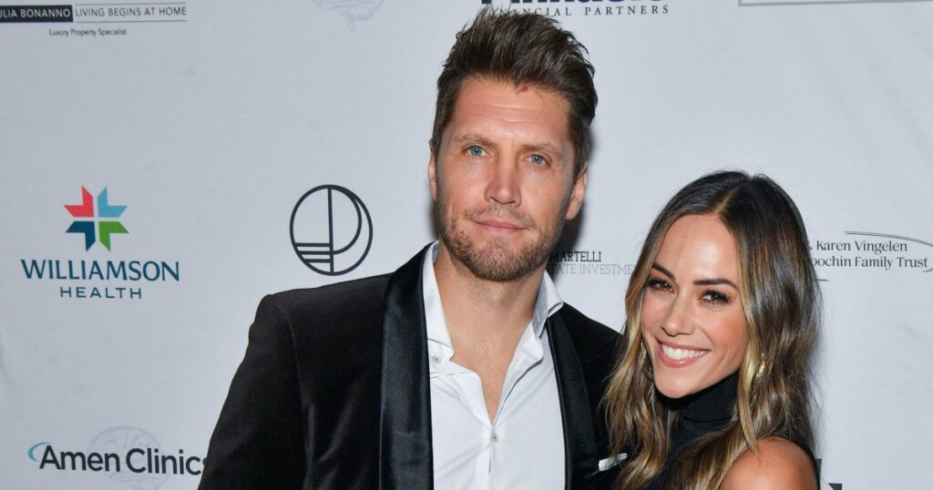 Jana Kramer révèle le secret du mariage d'Allan Russell (Exclusif)
