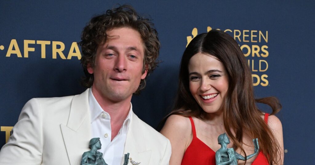 Jeremy Allen White et Molly Gordon étaient écrasés avant une romance (exclu)
