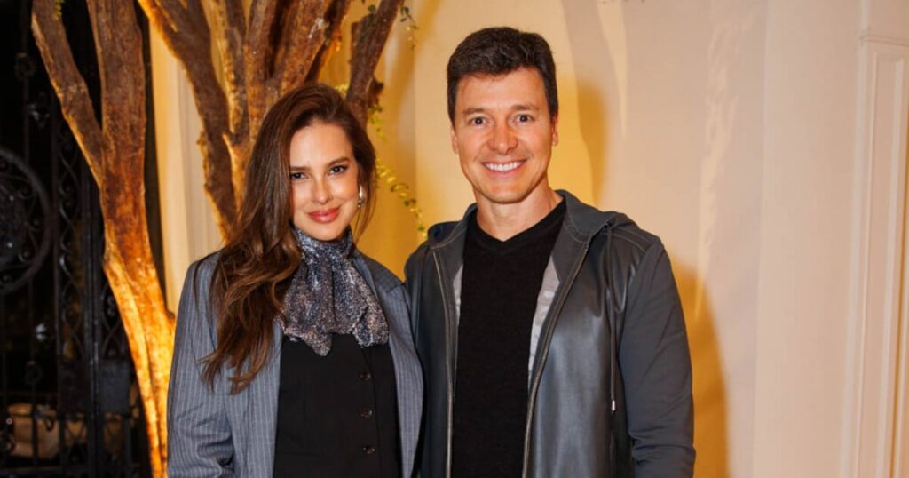 Rodrigo Faro révèle l'état de santé de son épouse, Vera Viel, après une opération chirurgicale pour enlever une tumeur : "Elle est..."