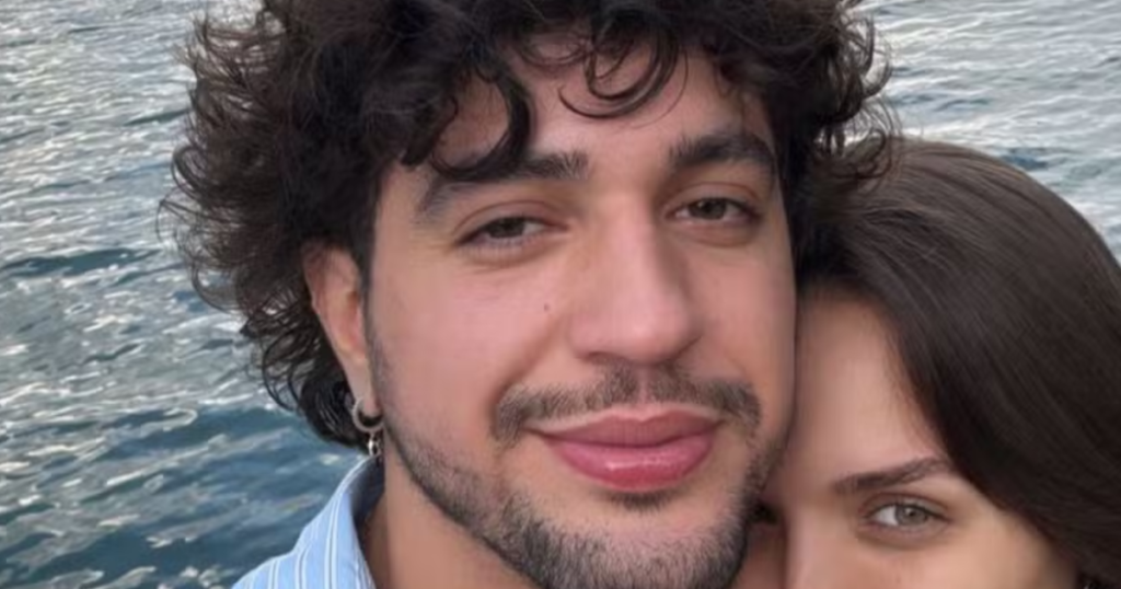 Leo Dias annonce une "annonce spéciale" de Rafa Kalimann et Nattanzinho, et le public dit : "Vous êtes enceinte"