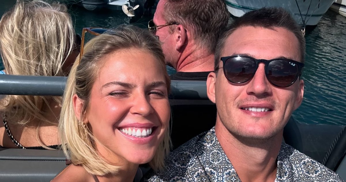 Tyler Cameron dit que c'est « amusant » de vivre avec sa petite amie Tate Madden (EXCL)