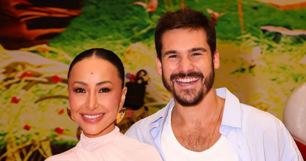 Zoé en demoiselle d'honneur et lingerie exposée dans sa 2ème robe : des photos inédites du mariage de Sabrina Sato et Nicolas Prattes se dévoilent et enthousiasment les fans