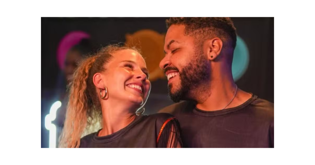 Après une fin de mariage de 15 ans, Debby Lagranha a un nouveau petit ami. Sachez qui c'est!