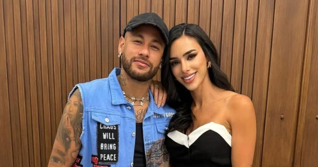 Neymar et Bruna Biancardi semblent sourire après un nouveau joueur de la trahison du joueur. Voir les photos!