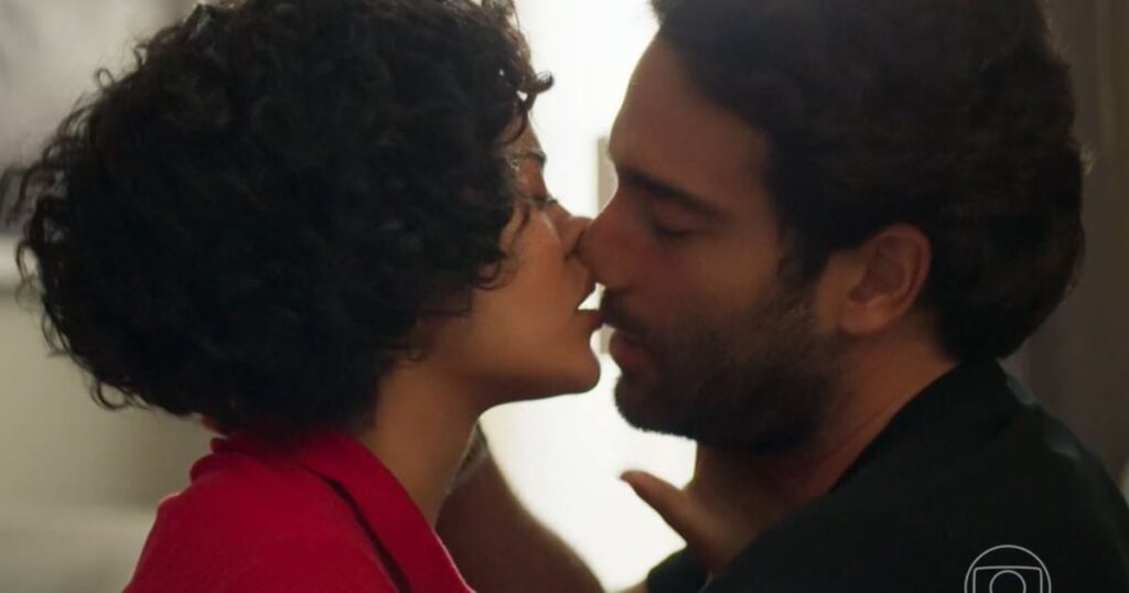 Est venu là-bas! Afonso triche Solange avec Maria de Fátima dans «Vale Tudo» et Kiss génère une révolte sur le Web: «Le plus toxique du feuilleton»