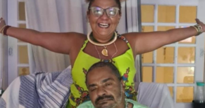 Il y a 39 ans, Arlindo Cruz a posé ces cinq questions à sa femme avant le mariage pour savoir si la relation irait loin - et c'était le cas!