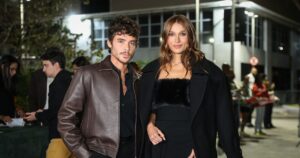João Lucas se révolte avec la critique du corps de Sasha Meneghel sur les photos de la fête de Bruna Marquezine: «Cara Carah * et Hot»