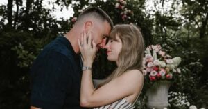 `` La longue liste des ex-amateurs '': le passé complet de l'amour de Taylor Swift, maintenant la mariée de Travis Kelce, a 12 célèbres, entre Joe Jonas et Harry Styles