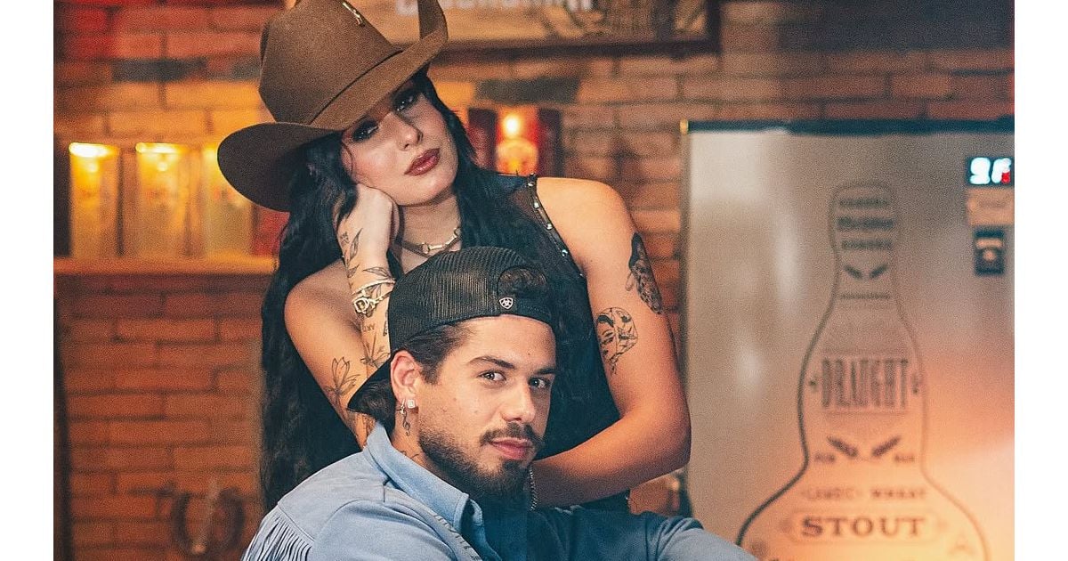 'Rold Kiss': Beareze Felipe et Ana Castela en clip d'enregistrement a un baiser sur la bouche et l'échange de caresses. Tout ce qui s'est passé!