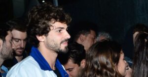 Fils de surfeur français et a souligné l'affaire d'Anitta: qui est Lucca Picon, photographiée acteur avec une sœur de Bruna Marquezine dans la ville