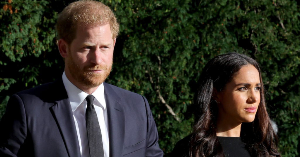 "Extrêmement insensible": Meghan Markle met le prince Harry en colère en enregistrant une vidéo sur les lieux de l'accident qui a tué sa mère, la princesse Diana