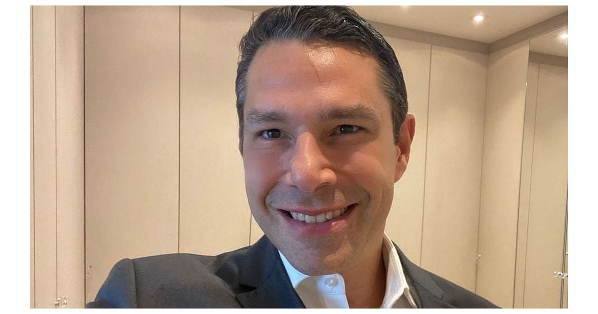 Marcus Buaiz et son fils avec Wanessa Camargo sont impressionnés par la similitude dans un spectacle avec Luana Marquezine and Boyfriend et plus célèbre. Comparer!