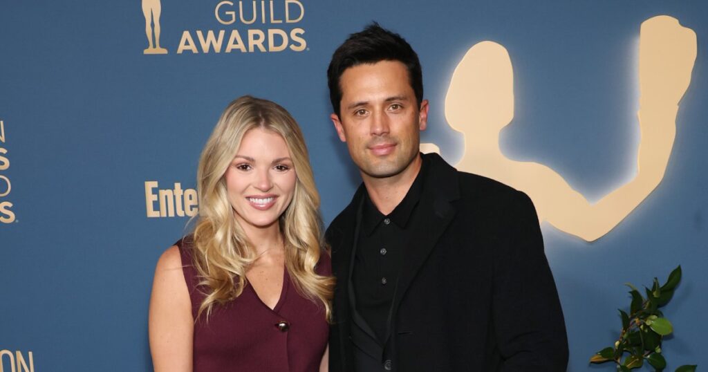 Stephen Colletti et Alex Weaver partagent des photos de mariage de rêve à Paris