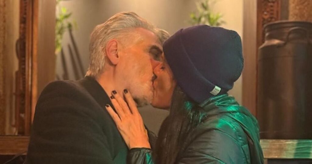 Tarcísio Filho surprend Mocita Fagundes après 16 ans de mariage et une semaine après sa mère, Glória Menezes, fête du 91e anniversaire