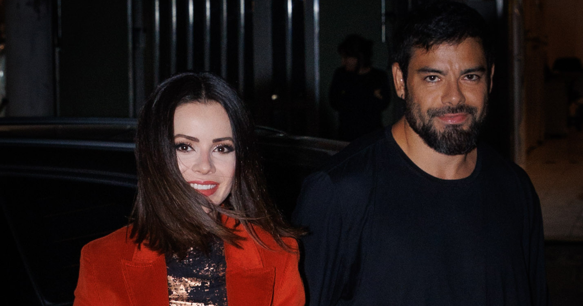 Le petit ami de Sandy échoue en essayant de déguiser la « respiration » en quelque chose qu'elle déteste : « Nez bionique »