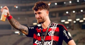 Un nouveau couple ? Léo Pereira, de Flamengo, et le célèbre gymnaste brésilien auraient quitté ensemble la fête post-Libertadores