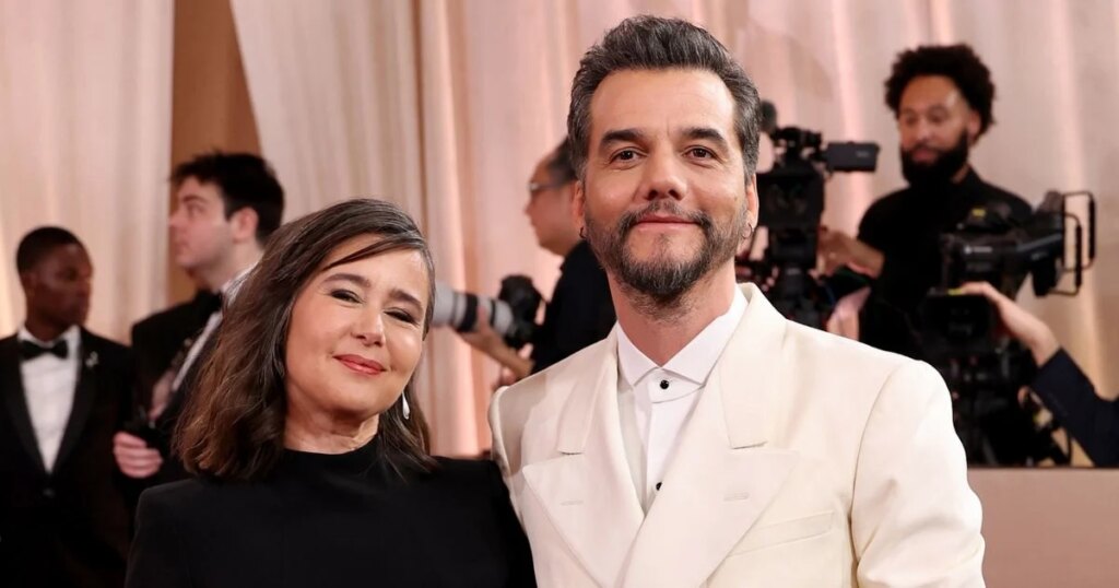 Plus de 20 ans ensemble, depuis Carnaval et 3 enfants : l'histoire d'amour de Wagner Moura et Sandra Delgado a un meilleur scénario que de nombreux films hollywoodiens