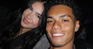 Presque personne ne le sait, mais Ronaldinho Gaúcho et l'actrice Giullia Buscacio ont un lien familial commun