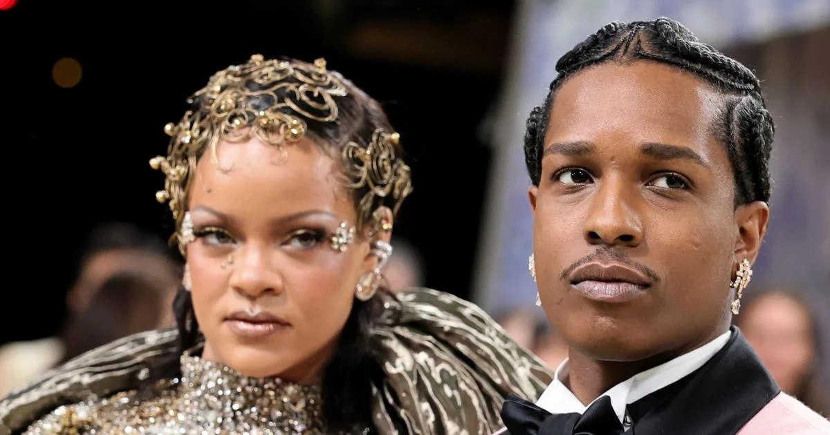 "C'est fini pour moi", "tu es fou", "tu ne te soucies pas de moi" : grosse discussion entre Rihanna et A$AP Rocky au MET Gala ; La lecture labiale révèle un malaise et un échange d'accusations entre le couple