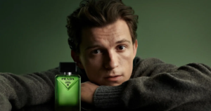 Je comprends Zendaya ! J'ai trouvé chez Sephora un parfum Prada qui sent l'élégant millionnaire, dont Tom Holland est le visage