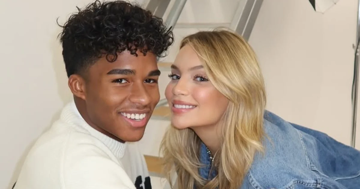 Est-ce doux ? Gabriely Miranda révèle que l'Instagram d'Endrick est connecté sur son téléphone portable et donne une règle que le couple prend à la lettre : "Vous ne pouvez pas..."