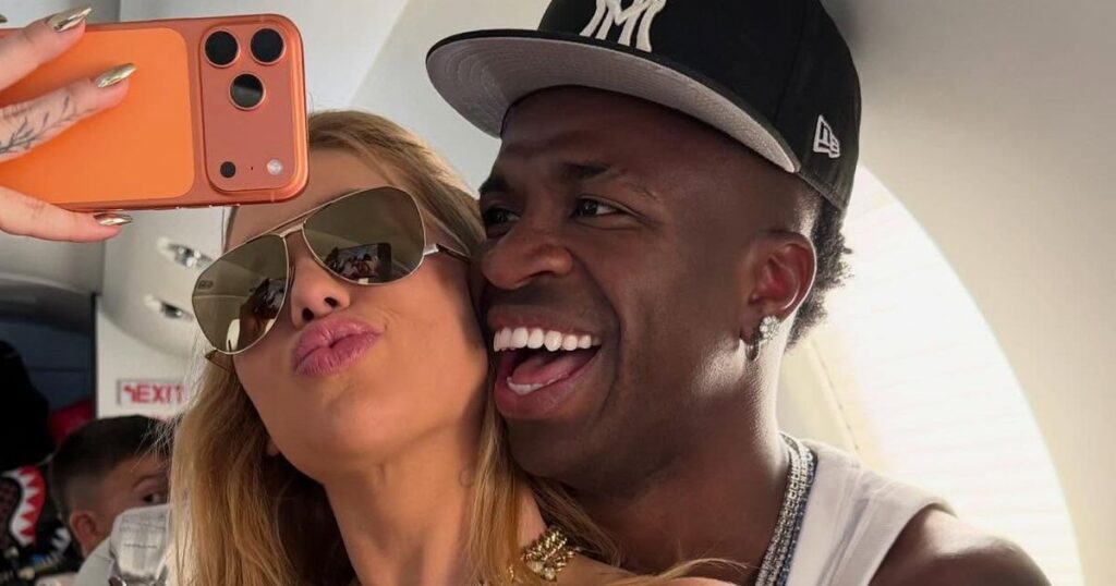 Virgínia admet sa relation avec Vini Jr. avec une photo amusante et le joueur réagit avec une déclaration d'amour. Regarder!