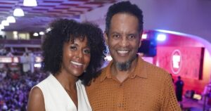 « Spectacle vie privée » : Maju Coutinho révèle sa première grossesse avec la musique de Caetano Veloso ; A 48 ans, le journaliste de "Fantástico" donne le nom du bébé. Découvrez lequel et découvrez le sens