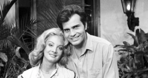 Un amour de 59 ans qui a commencé dans le premier feuilleton quotidien du Brésil en 1963 : comment le mariage de Glória Menezes et Tarcísio Meira est devenu l'une des relations les plus belles et les plus durables de la télévision