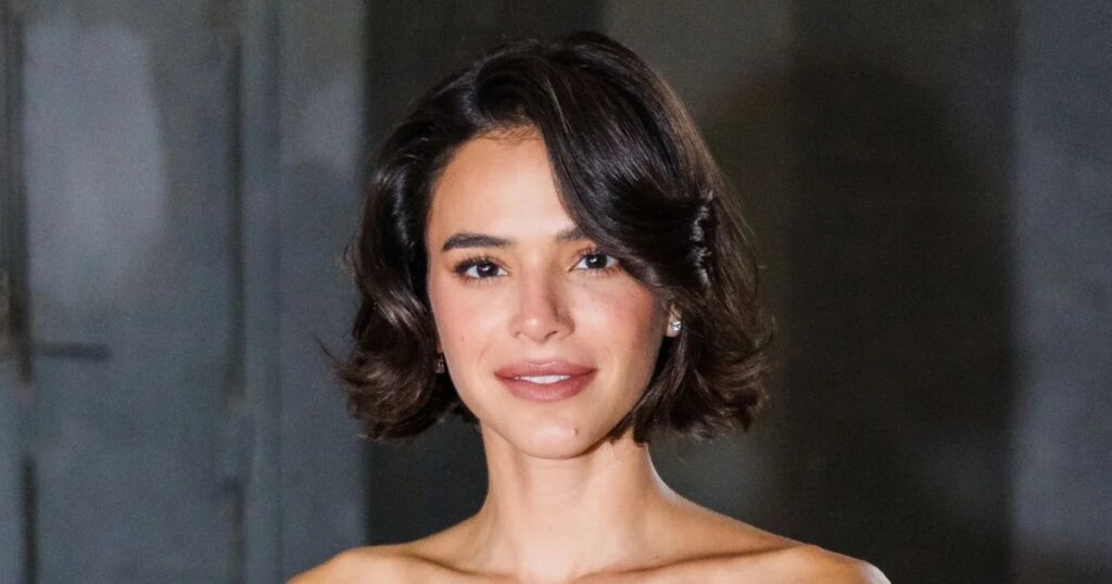 Ni rivières d'argent, ni carrière internationale... et encore moins une demeure à un million de dollars : le plus grand désir de Bruna Marquezine, à 30 ans, est amoureux et excitant. "Je veux être mère, je veux fonder ma famille"