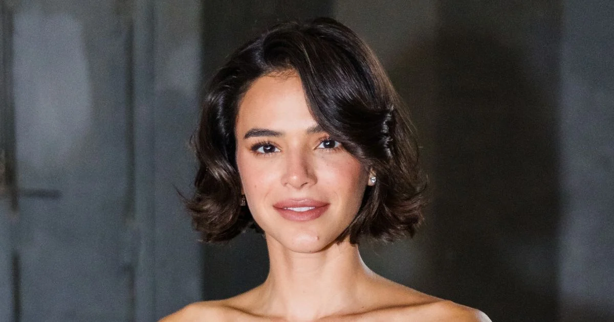 Ni rivières d'argent, ni carrière internationale... et encore moins une demeure à un million de dollars : le plus grand désir de Bruna Marquezine, à 30 ans, est amoureux et excitant. "Je veux être mère, je veux fonder ma famille"