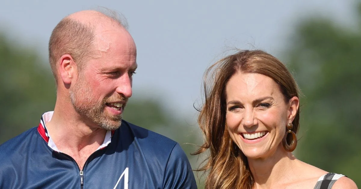 Unis par l’organisation de la cuisine ! "Je l'aime vraiment" : Kate Middleton admet son amour pour la vaisselle et raconte les tâches ménagères assumées par le prince William ; La princesse de Galles inclut des enfants et fait l'éloge du partenariat : "Nous formons un bon duo"